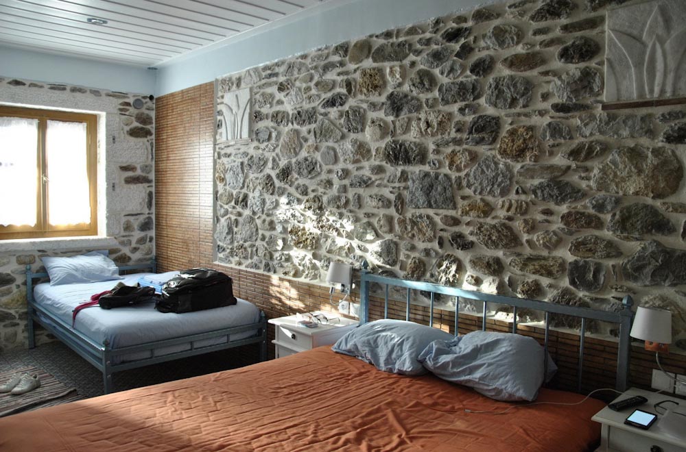 Mystras Inn rooms inside